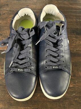 Men’s polo sneakers
